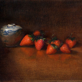 Strawberries w Ming Pot